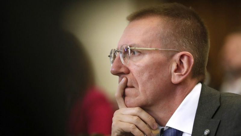 Открытый гей и глава МИД Эдгар Ринкевич избран президентом Латвии