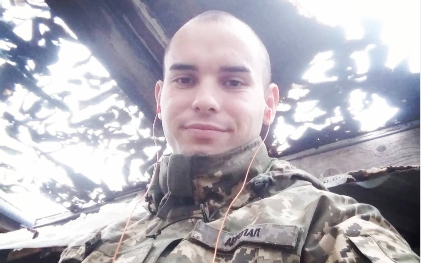 Как открытый гей служит в украинской армии - GPress