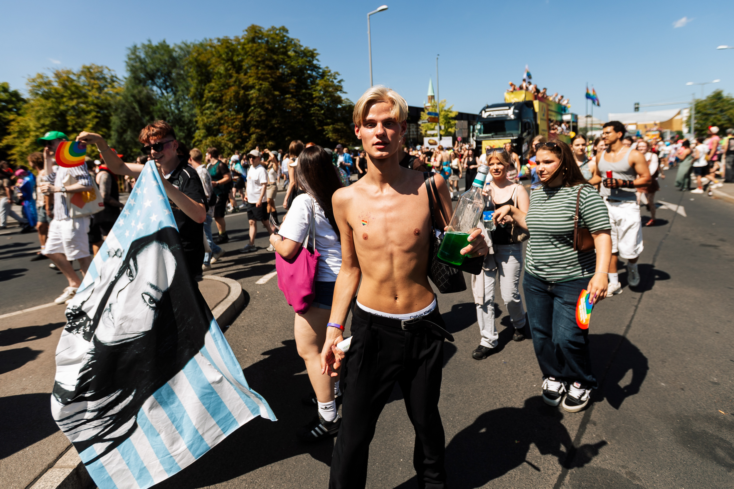 155 солнечных кадров с Berlin Pride 2026. Фоторепортаж