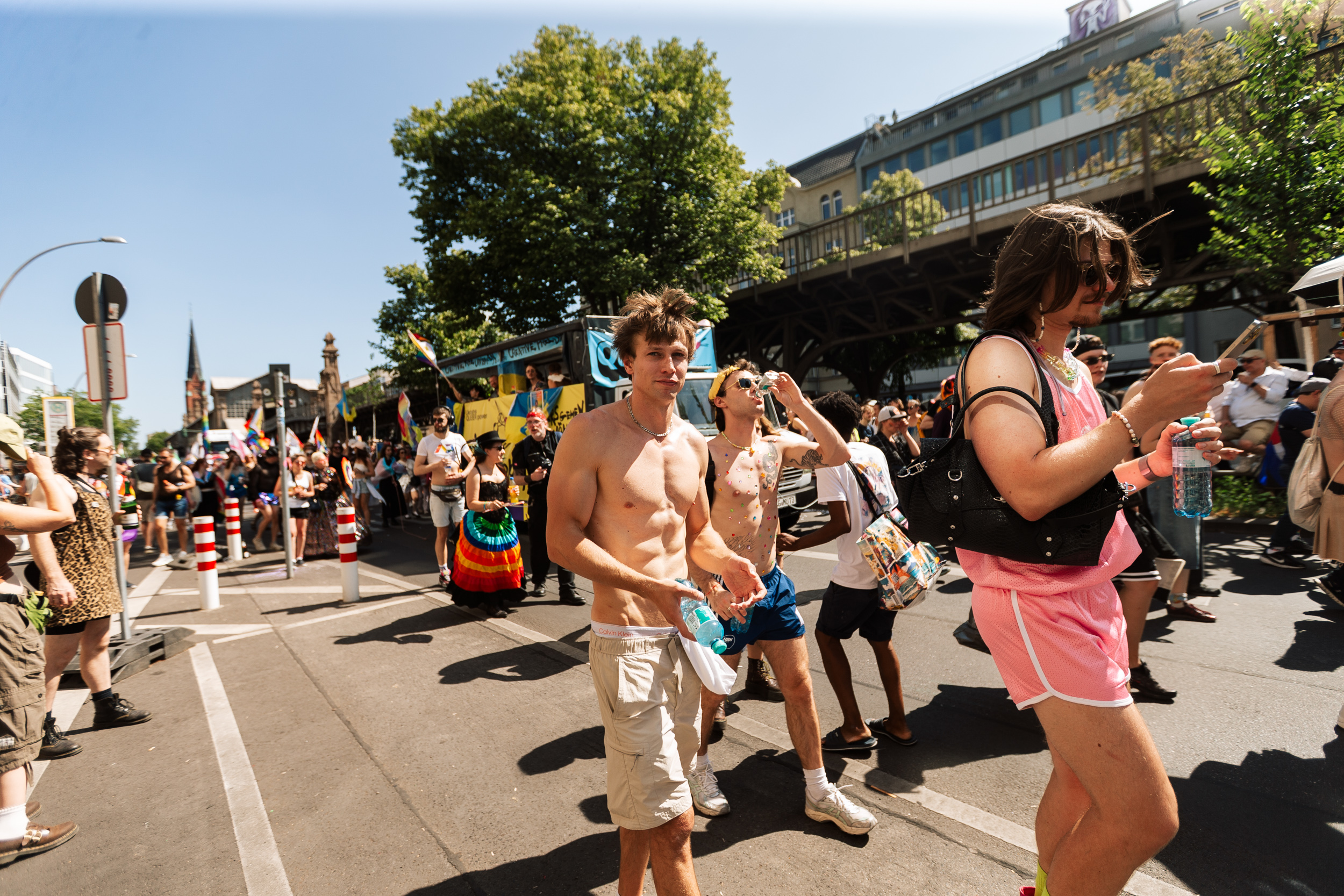 155 солнечных кадров с Berlin Pride 2026. Фоторепортаж