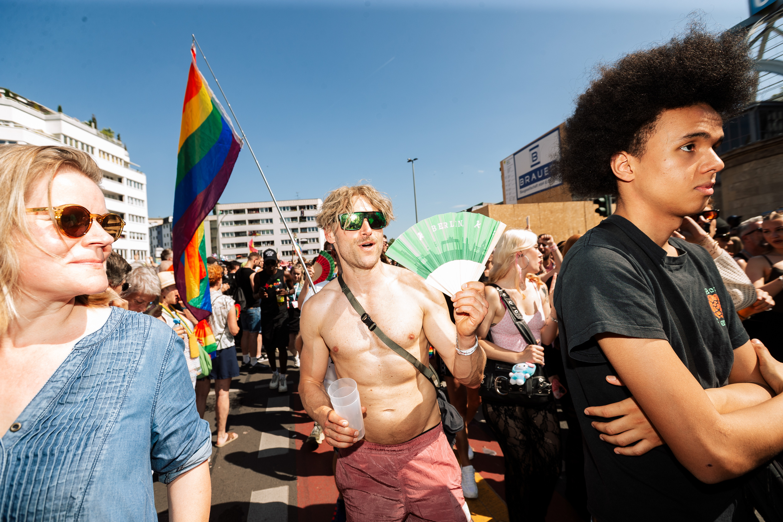 155 солнечных кадров с Berlin Pride 2026. Фоторепортаж