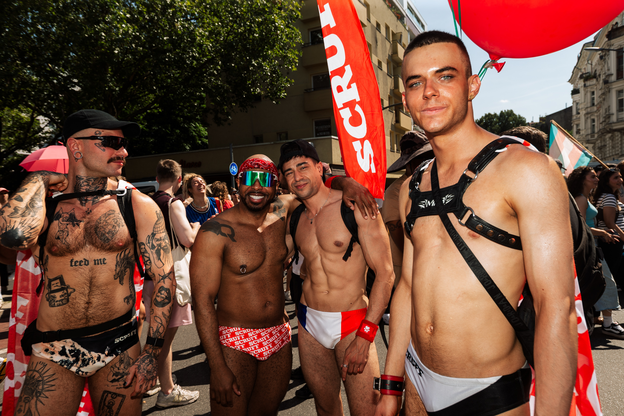 155 солнечных кадров с Berlin Pride 2026. Фоторепортаж