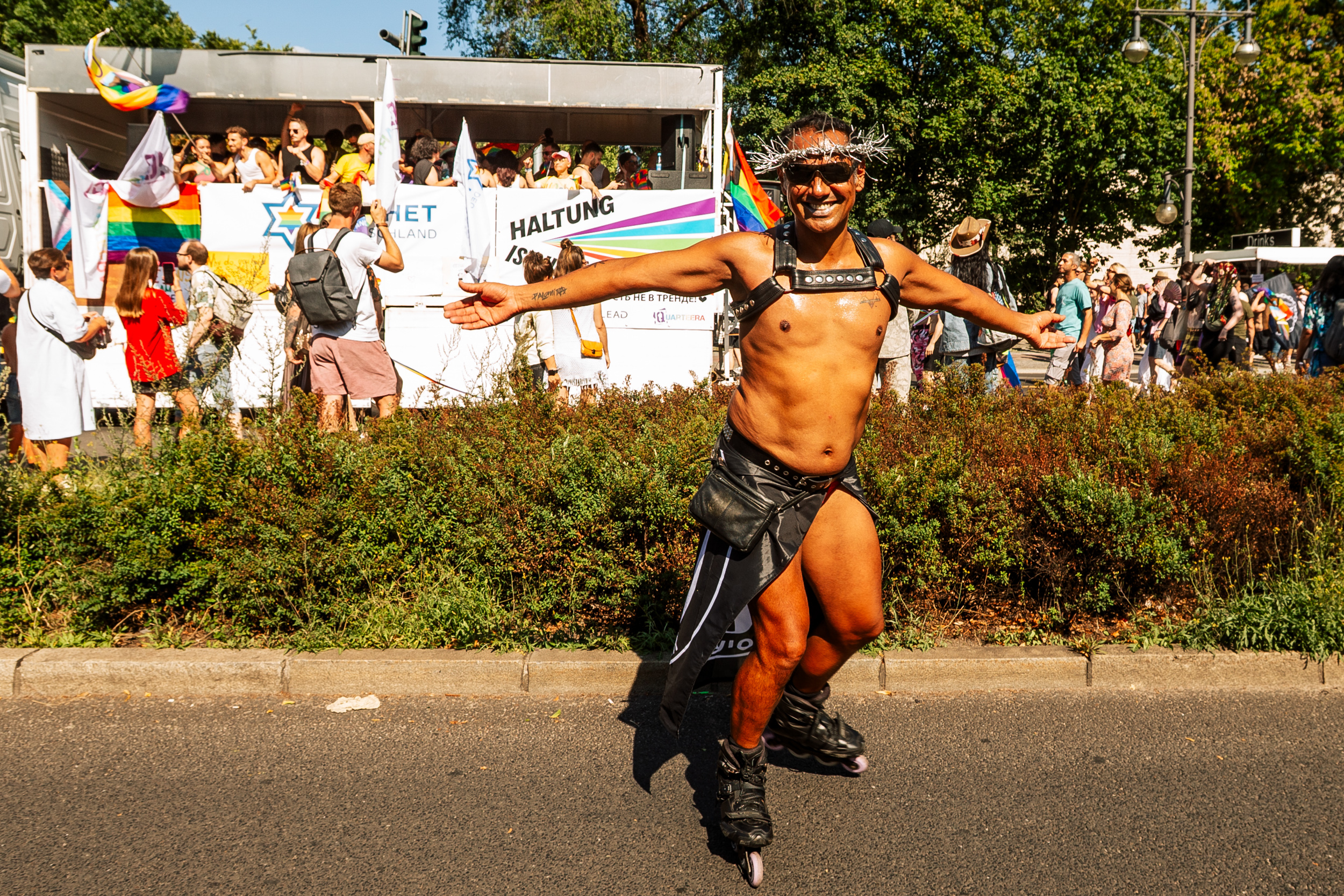 155 солнечных кадров с Berlin Pride 2026. Фоторепортаж