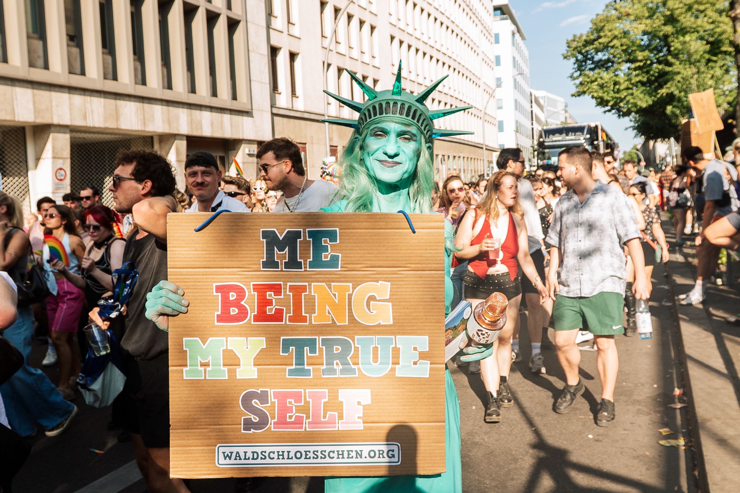 155 солнечных кадров с Berlin Pride 2026. Фоторепортаж