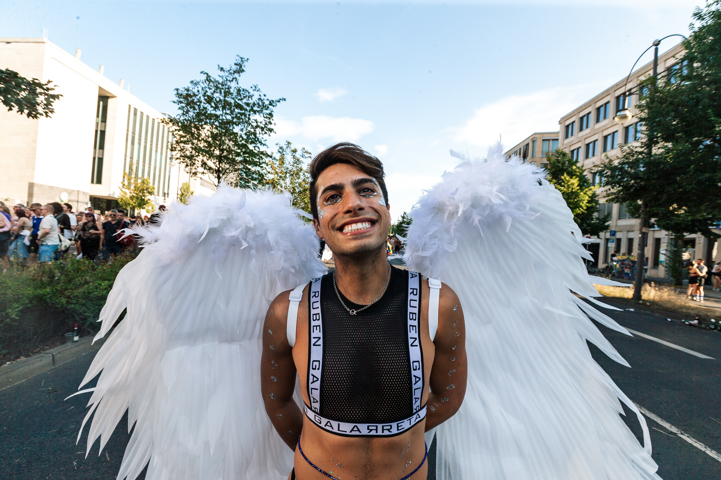 155 солнечных кадров с Berlin Pride 2026. Фоторепортаж