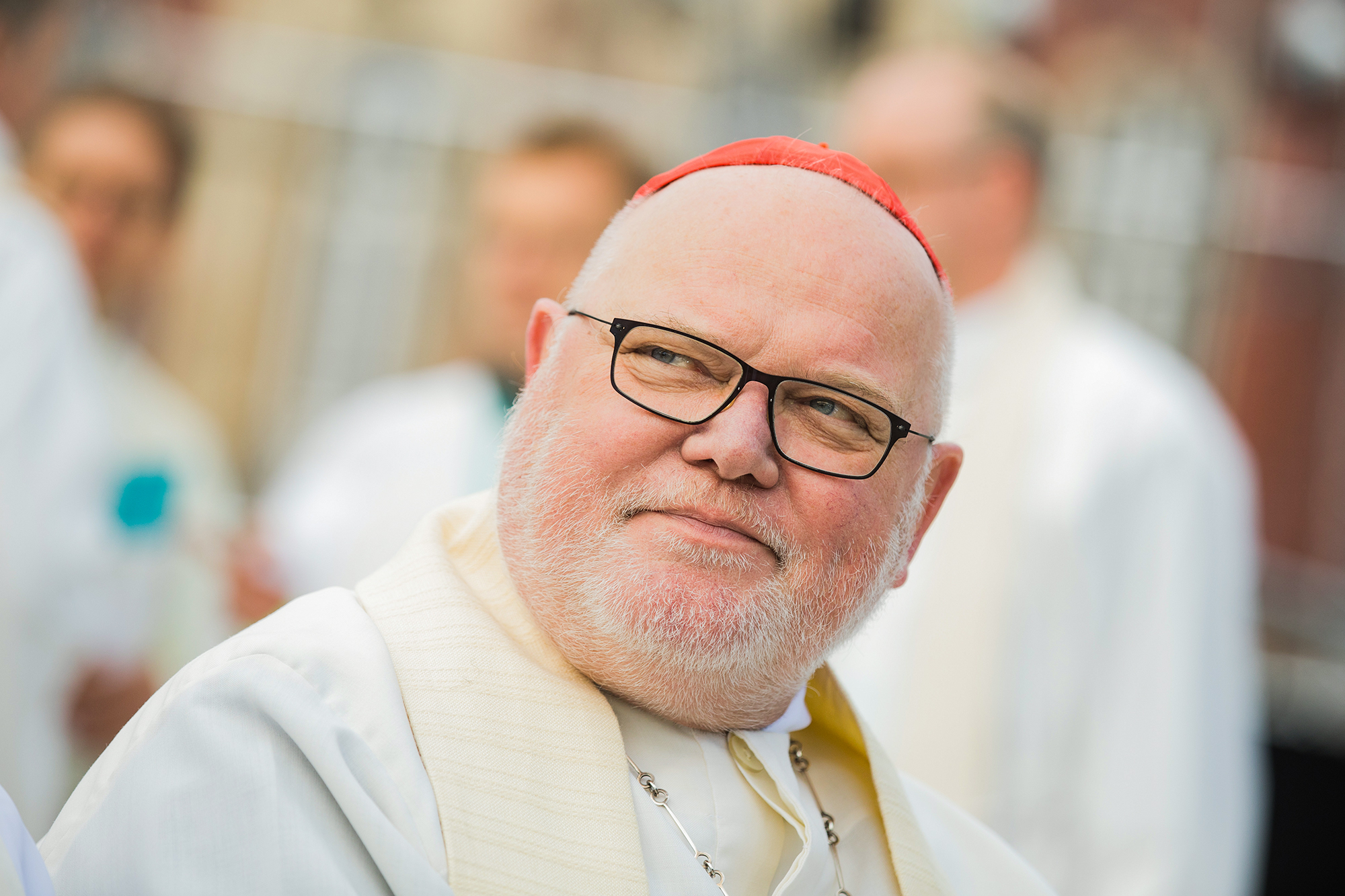 Немецкий кардинал разрешил благословлять гомосексуальные пары