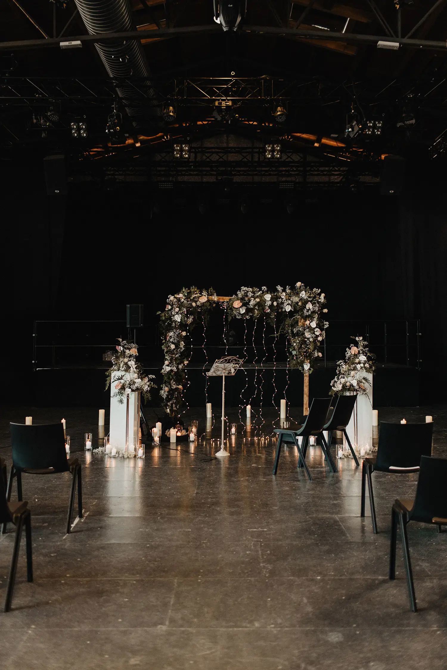 Стильное и душевное торжество в Мюнхене: осенняя гей-свадьба