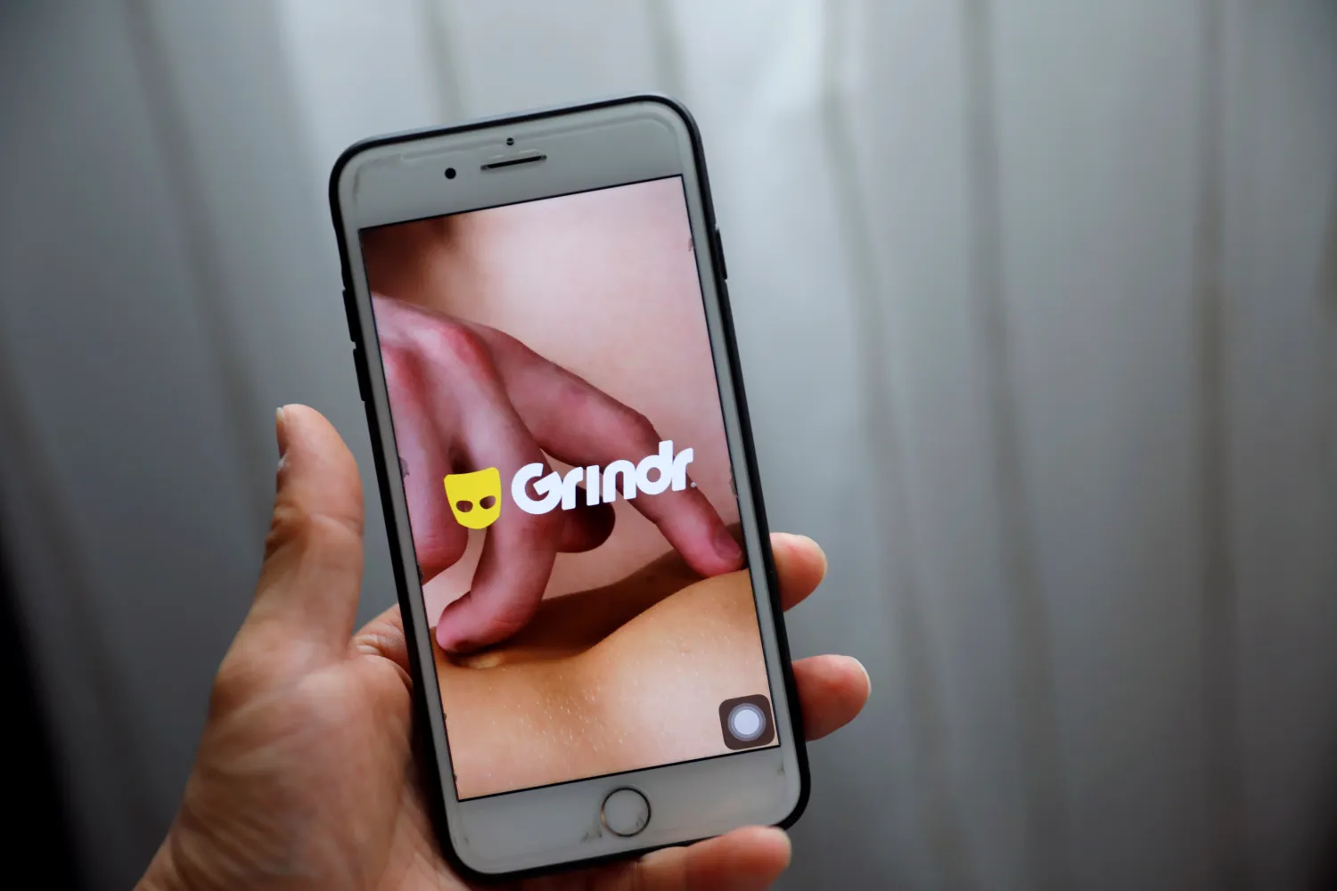 Grindr тестирует подписку на AI 'EDGE' за $499 в месяц