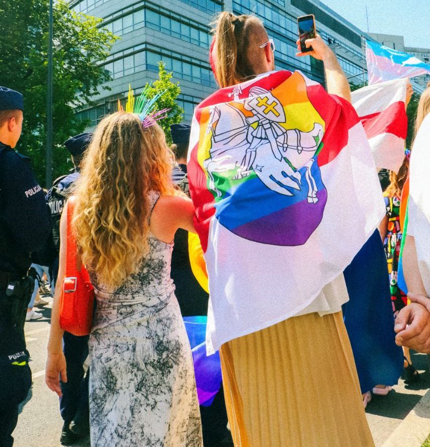 Я – пансексуальная небинарная персона, мой муж – бисексуальный мужчина