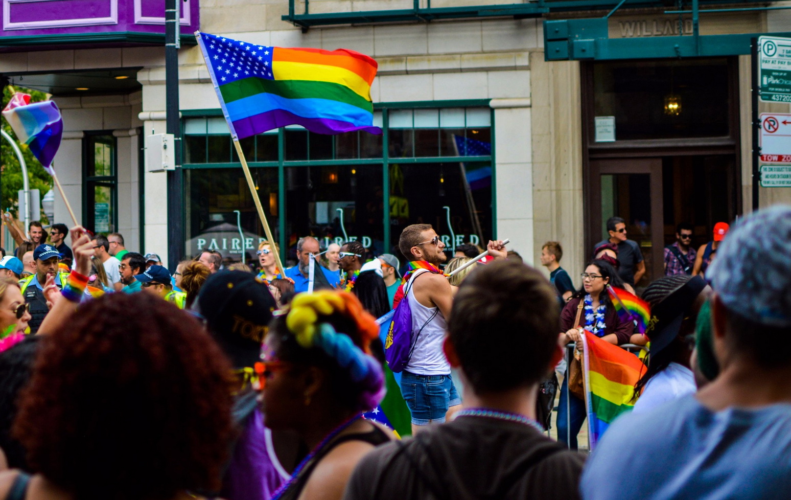 О правах ЛГБТ и Манифесте Марша равенства. Интервью с экспертом Украинского Хельсинского союза по правам человека