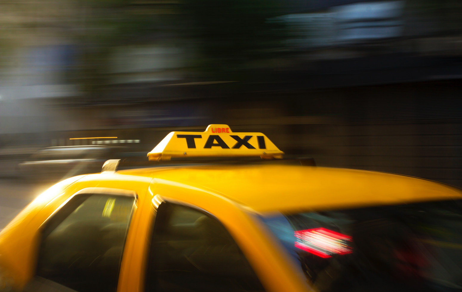 Вена: Гамафобныя таксісты збівалі пасажыраў-геяў