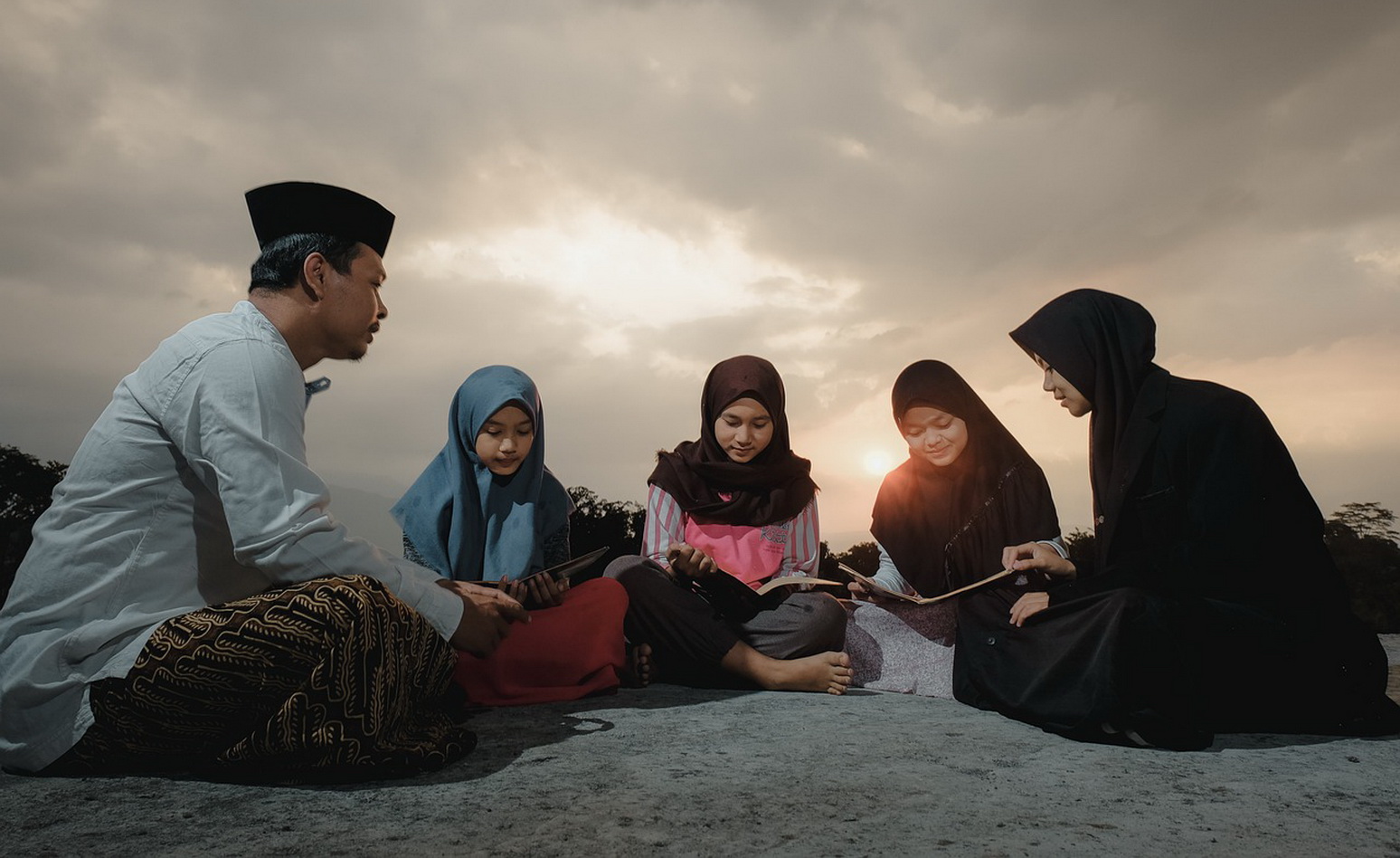 Мусульманский комитет Малайзии будет контролировать ЛГБТ-культуру
