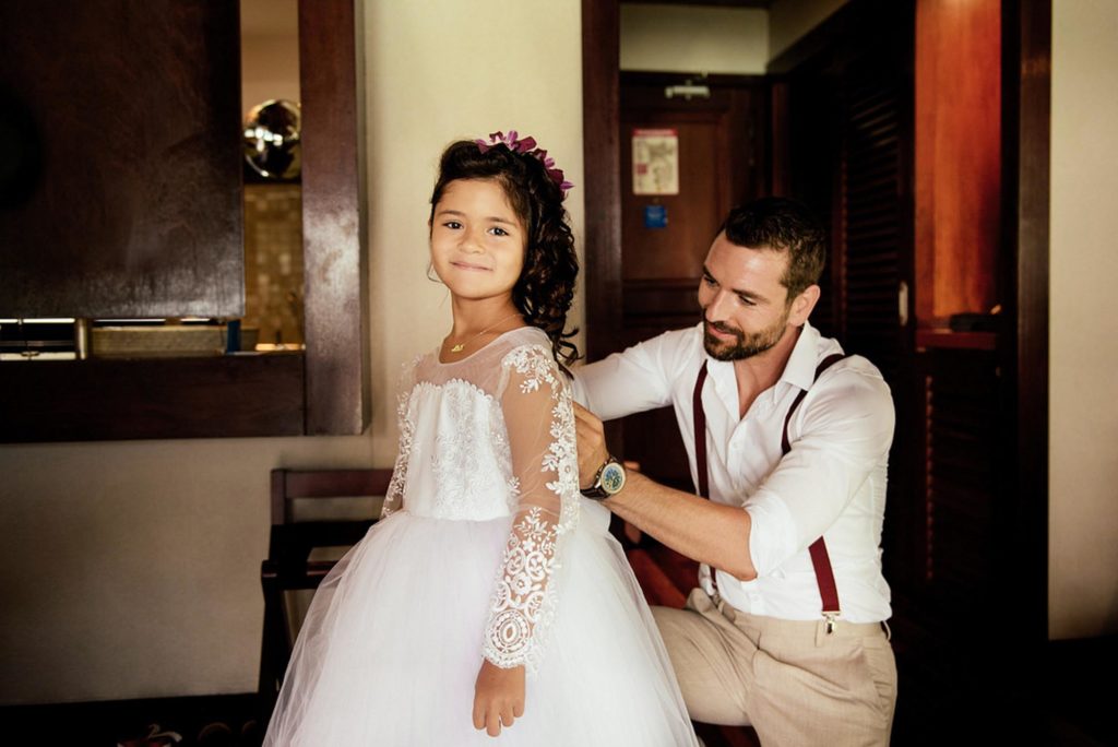 Прекрасная гей-свадьба на пляже в Муреа. Фоторепортаж